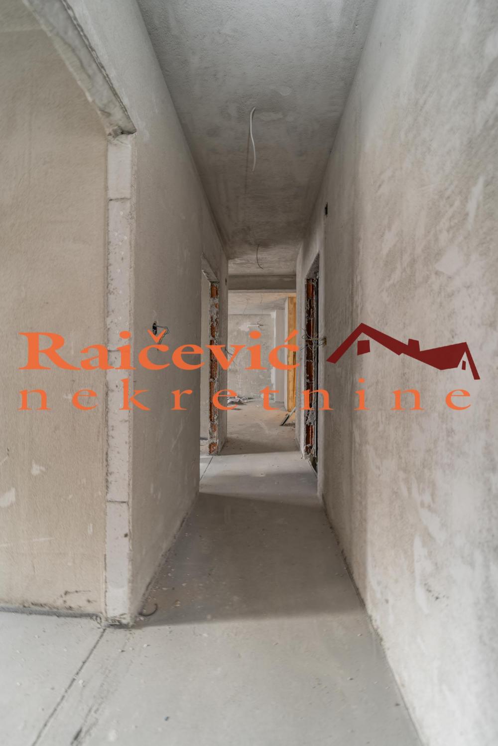 Stan na prodaju u Beogradu, Pašino brdo, troiposoban, 75m2, cena 262500 evra