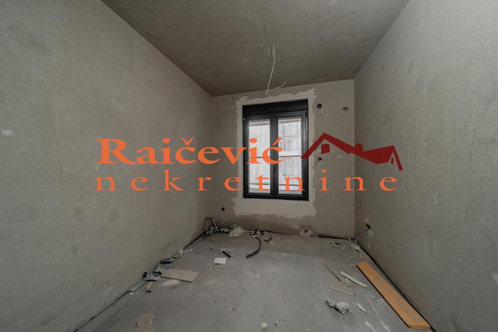 Stan na prodaju u Beogradu, Pašino brdo, troiposoban, 75m2, cena 262500 evra