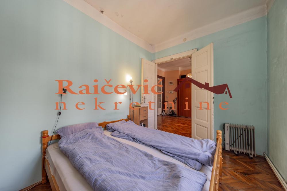 Stan na prodaju u Beogradu, Beograd (centar), troiposoban, 88m2, cena 300000 evra