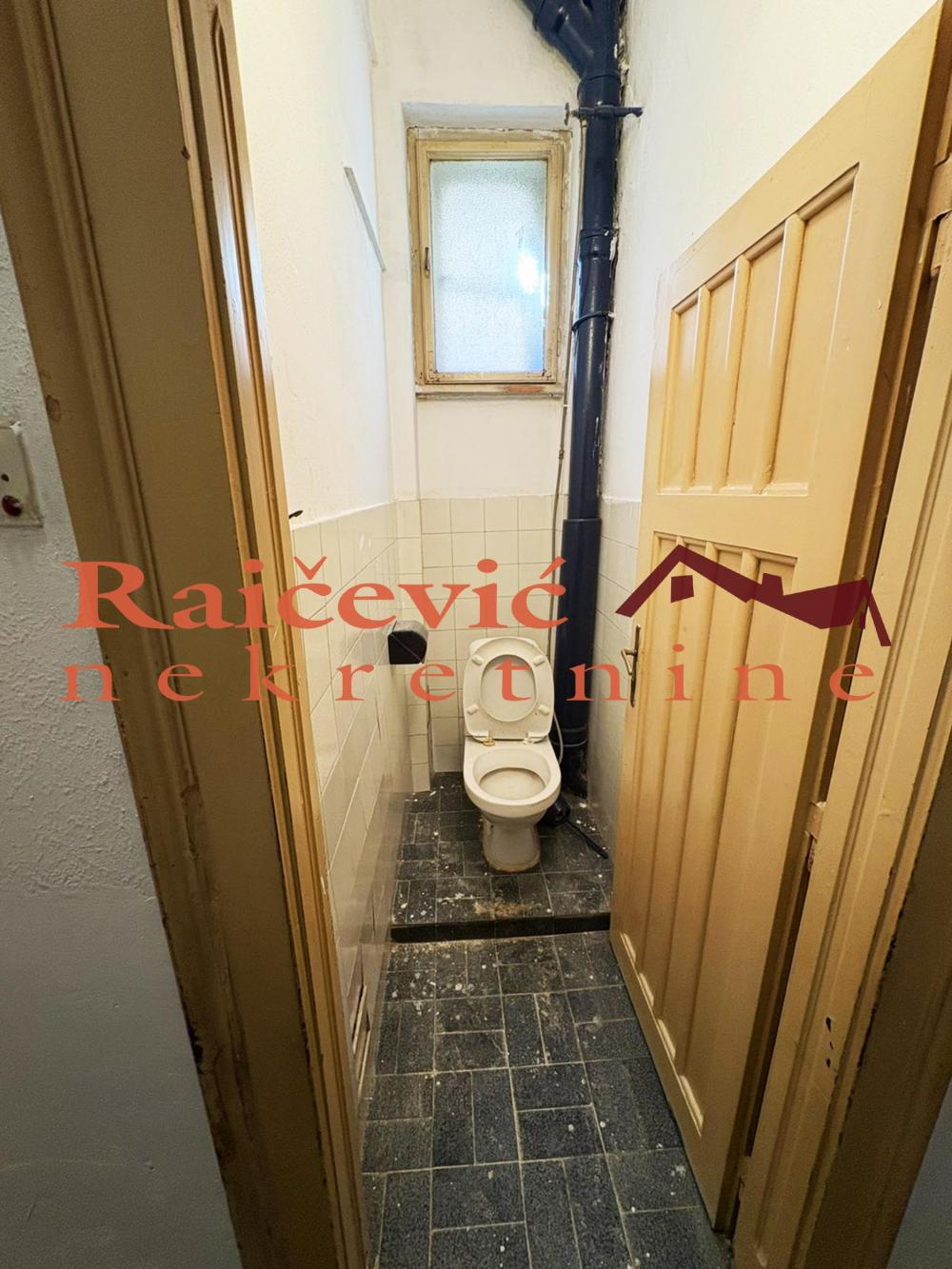 Stan na prodaju u Beogradu, Dorćol, cetvorosoban, 91m2, cena 377000 evra