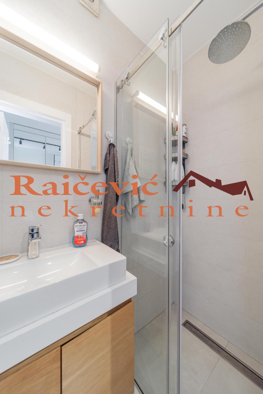 Stan na prodaju u Beogradu, Pašino brdo, cetvorosoban, 93m2, cena 530000 evra