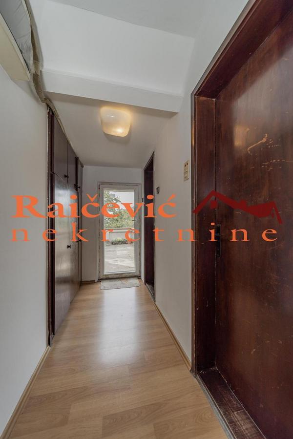 Stan na prodaju u Beogradu, Beograd (centar), troiposoban, 96m2, cena 239000 evra