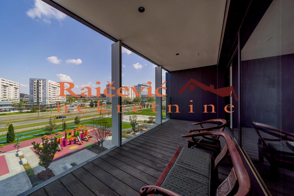 Stan na prodaju u Beogradu, Novi Beograd blok 58, trosoban, 99m2, cena 410000 evra