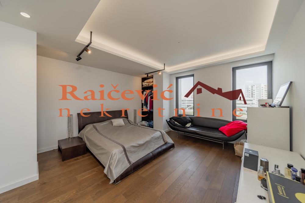 Stan na prodaju u Beogradu, Novi Beograd blok 58, trosoban, 99m2, cena 410000 evra