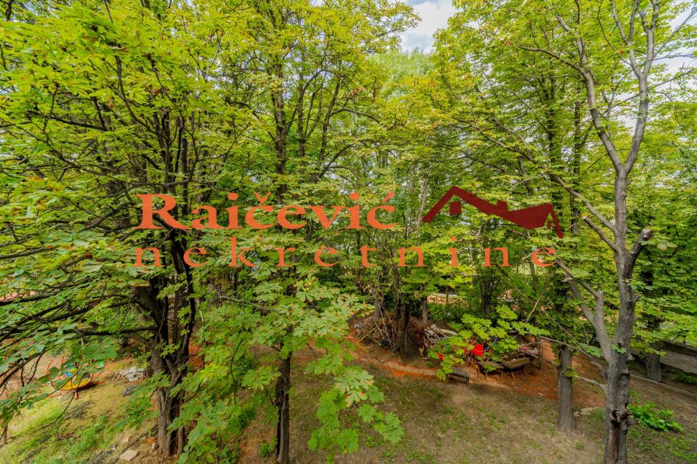 Stan na prodaju u Beogradu, Bogoslovija, trosoban, 101m2, cena 270000 evra