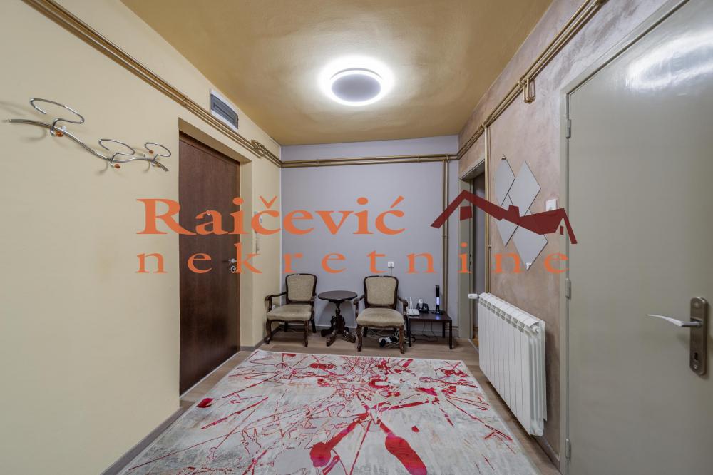 Stan na prodaju u Beogradu, Bulbulder, cetvorosoban, 104m2, cena 348000 evra