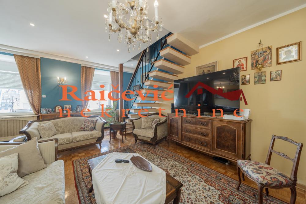 Stan na prodaju u Beogradu, Banjica, 120m2, cena 275000 evra