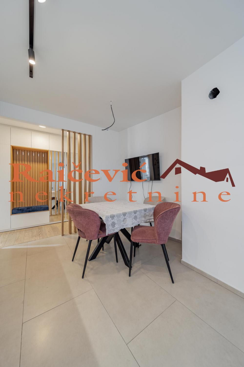 Stan na prodaju u Beogradu, Beograd (centar), trosoban, 136m2, cena 280000 evra