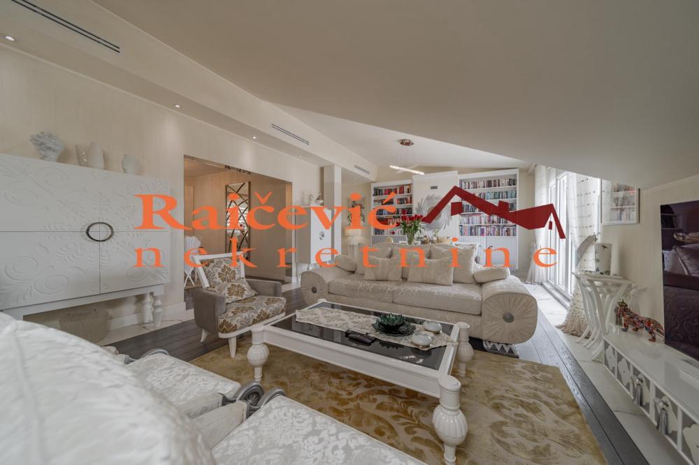 Stan na prodaju u Beogradu, Autokomanda, dvosoban, 136m2, cena 410000 evra