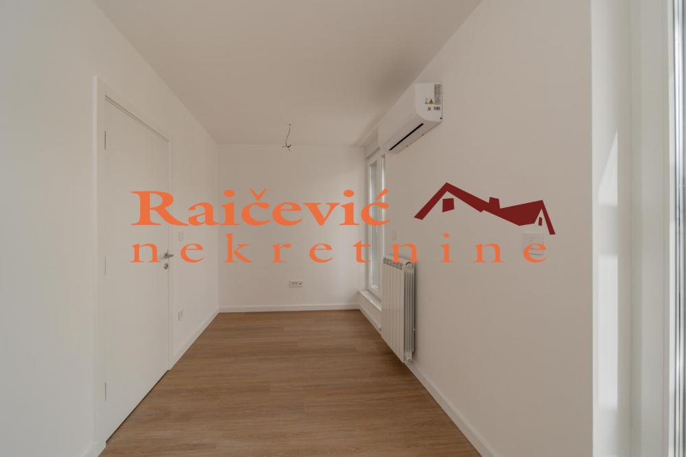 Stan na prodaju u Beogradu, Dušanovac, 142m2, cena 352000 evra