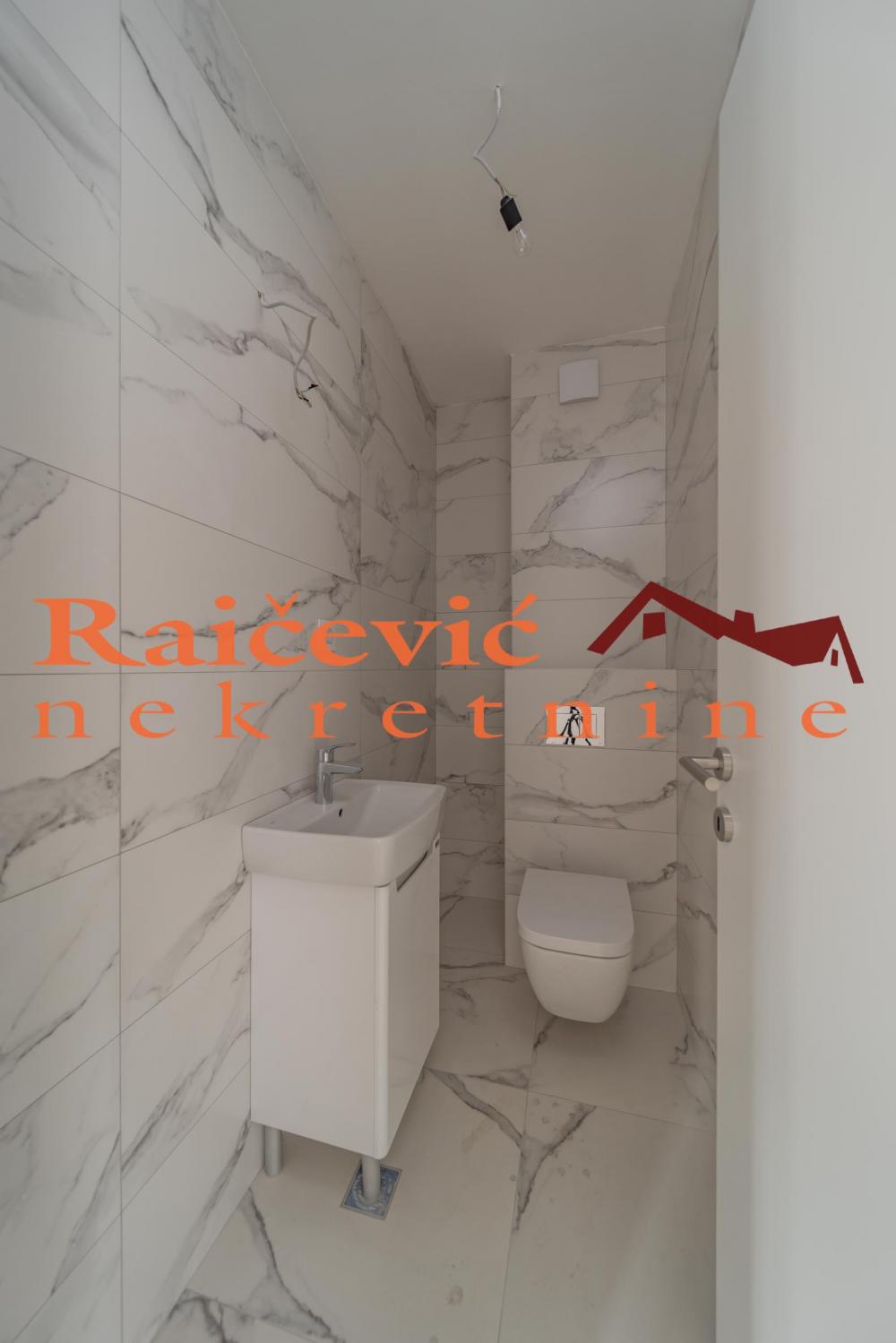 Stan na prodaju u Beogradu, Dušanovac, 142m2, cena 352000 evra