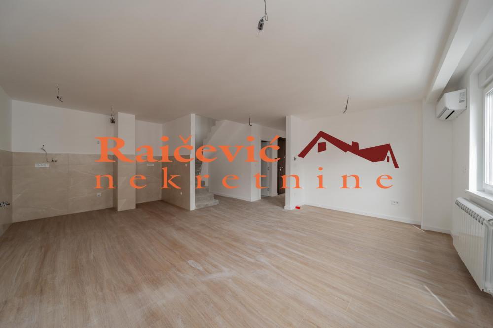 Stan na prodaju u Beogradu, Dušanovac, 142m2, cena 352000 evra