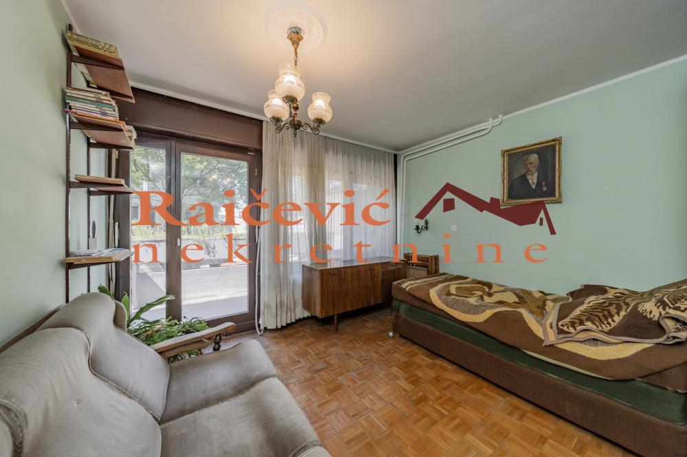 Stan na prodaju u Beogradu, Voždovac, 152m2, cena 319900 evra