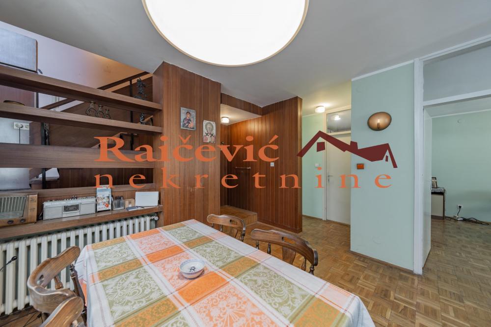 Stan na prodaju u Beogradu, Voždovac, 152m2, cena 319900 evra