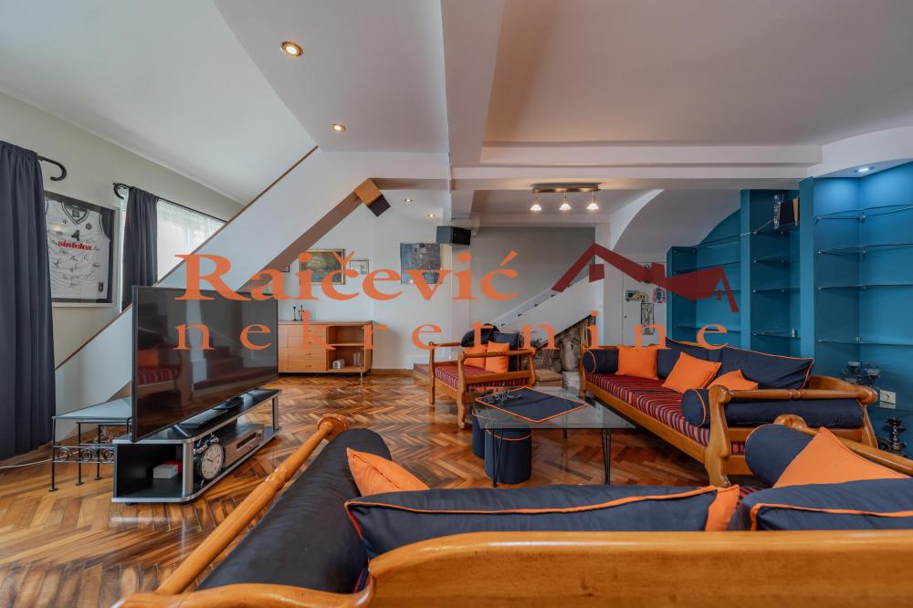 Stan na prodaju u Beogradu, Zemun, 158m2, cena 350000 evra