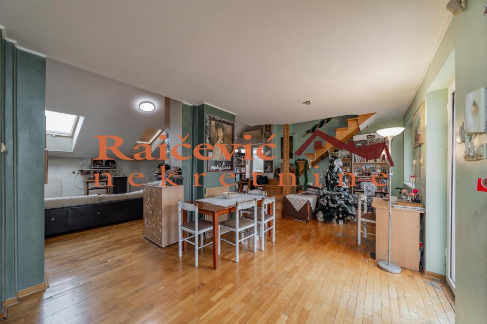 Glavna slika oglasa 271125