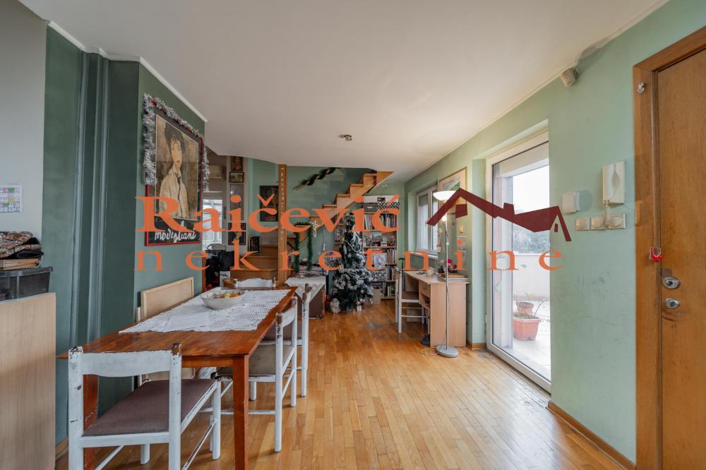 Stan na prodaju u Beogradu, Profesorska kolonija, cetvorosoban, 160m2, cena 300000 evra