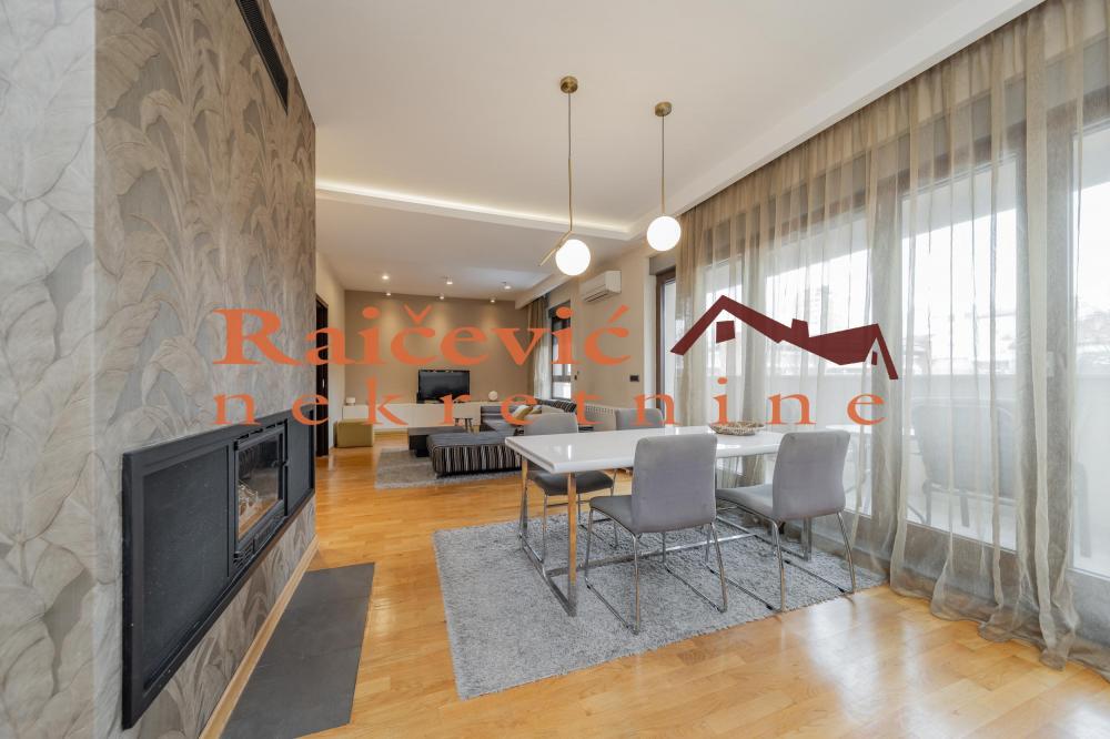 Stan na prodaju u Beogradu, Crveni Krst, 160m2, cena 590000 evra