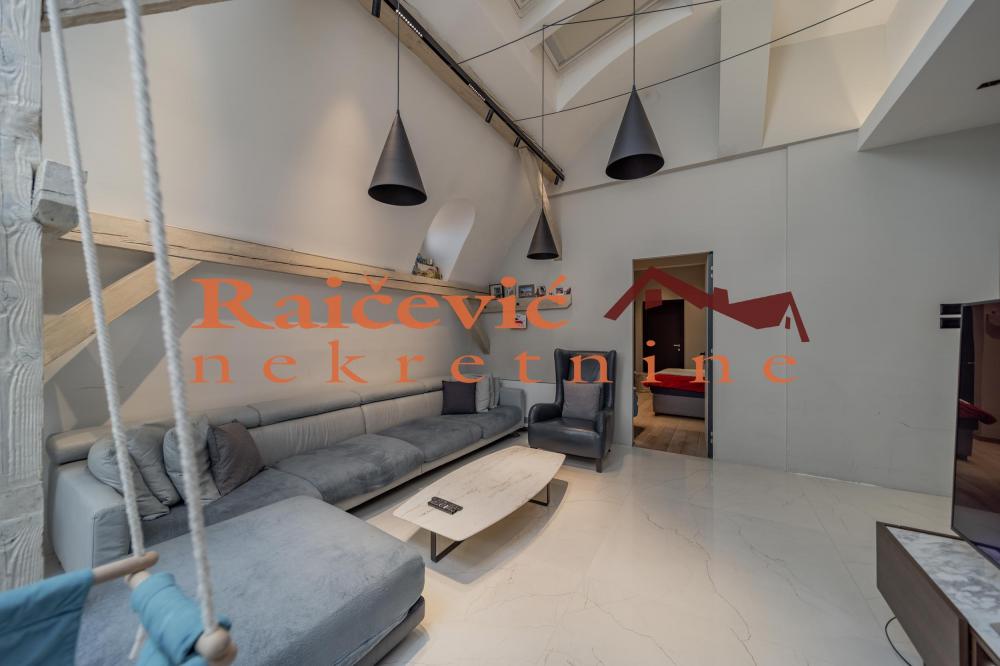 Stan na prodaju u Beogradu, Beograd (centar), trosoban, 160m2, cena 900000 evra