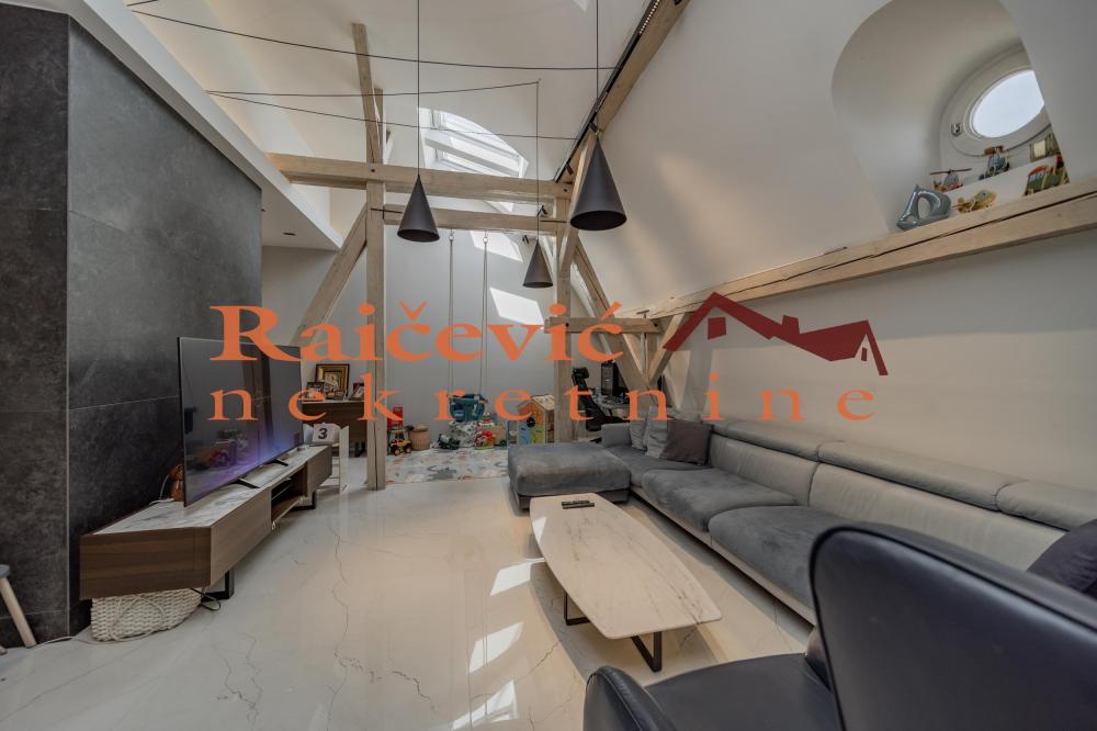 Stan na prodaju u Beogradu, Beograd (centar), trosoban, 160m2, cena 900000 evra