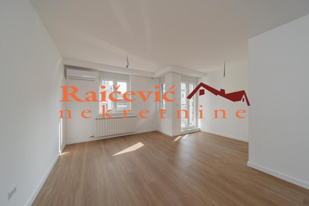 Stan na prodaju u Beogradu, Dušanovac, 162m2, cena 388000 evra