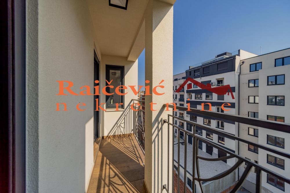 Stan na prodaju u Beogradu, Dušanovac, 162m2, cena 388000 evra