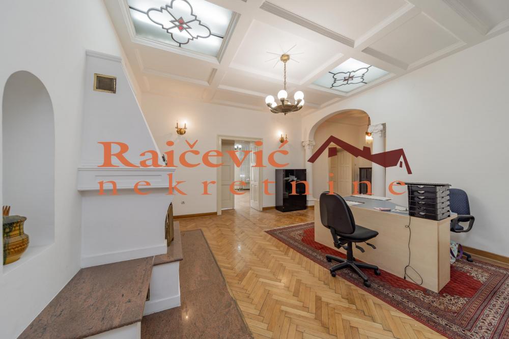 Stan na prodaju u Beogradu, Beograd (centar), 203m2, cena 855000 evra