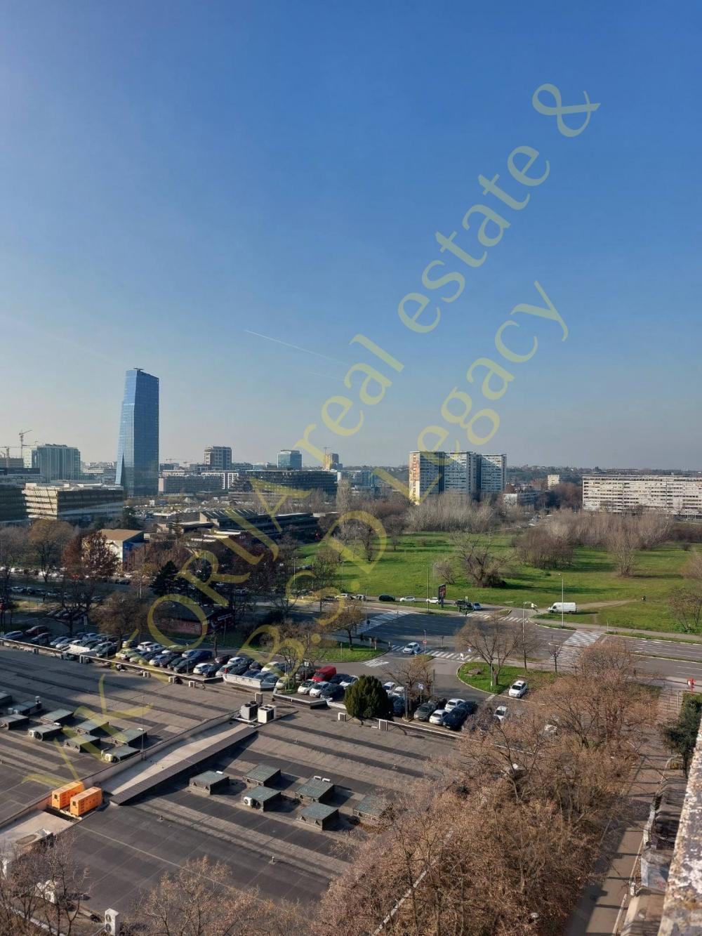 Stan na prodaju u Beogradu, Novi Beograd blok 28 (Potkovica), dvoiposoban, 88m2, cena 219990 evra