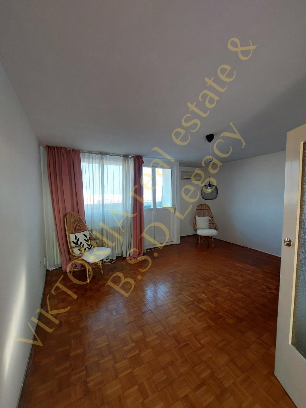 Stan na prodaju u Beogradu, Novi Beograd blok 28 (Potkovica), dvoiposoban, 88m2, cena 219990 evra