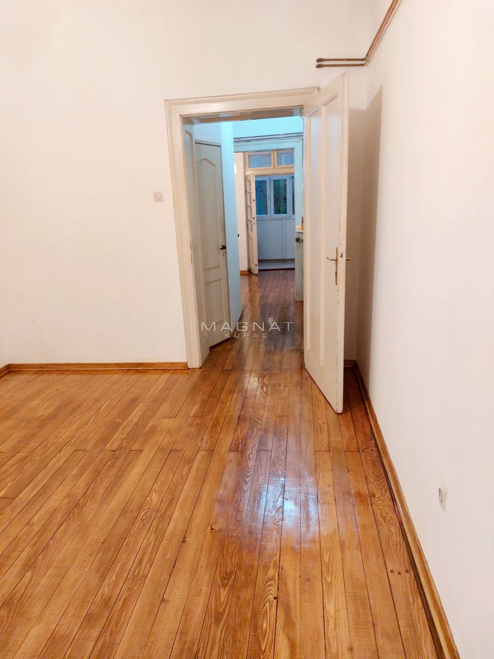 Stan na prodaju u Beogradu, Vukov spomenik, jednoiposoban, 39m2, cena 175000 evra