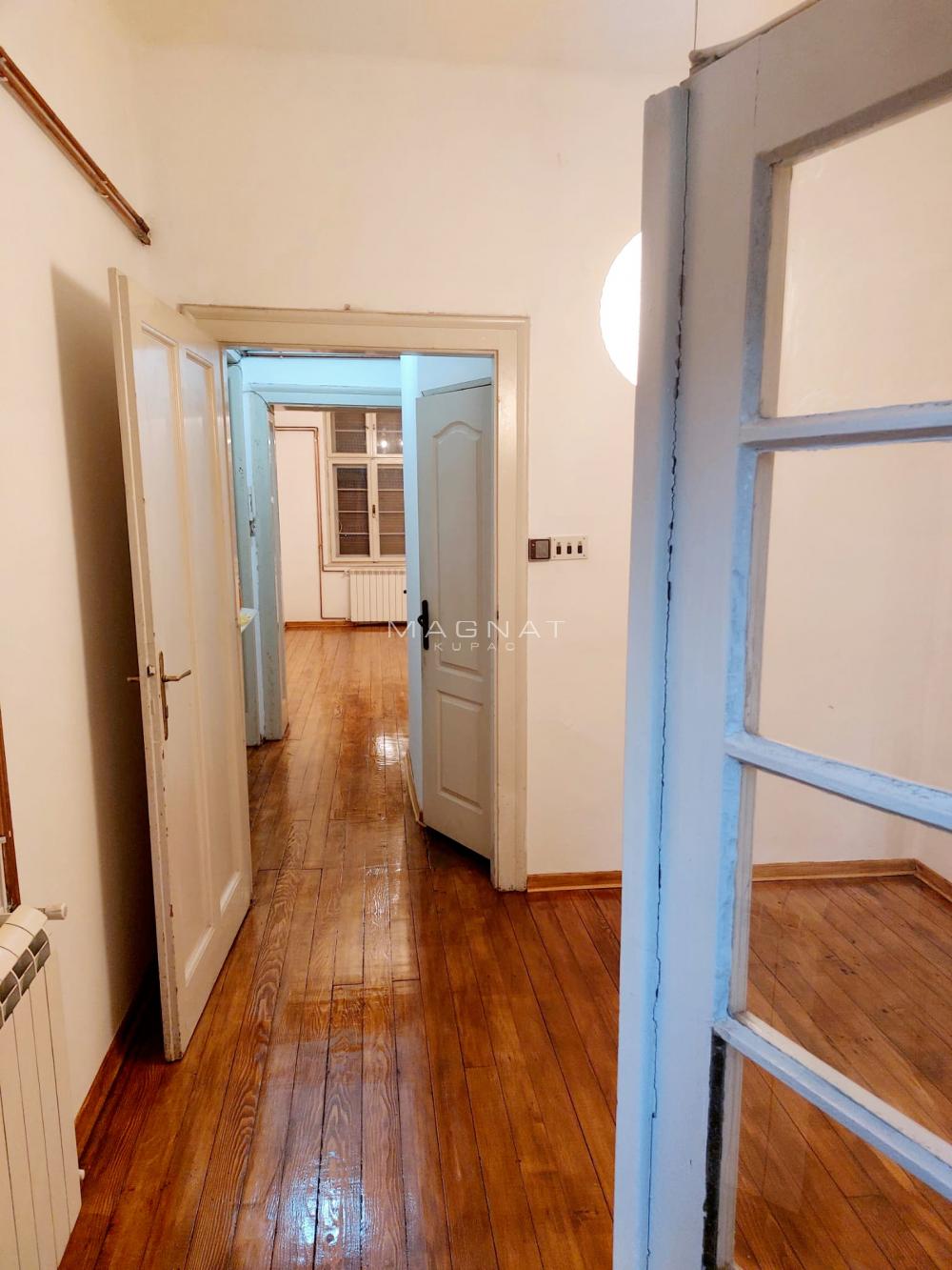 Stan na prodaju u Beogradu, Vukov spomenik, jednoiposoban, 39m2, cena 175000 evra