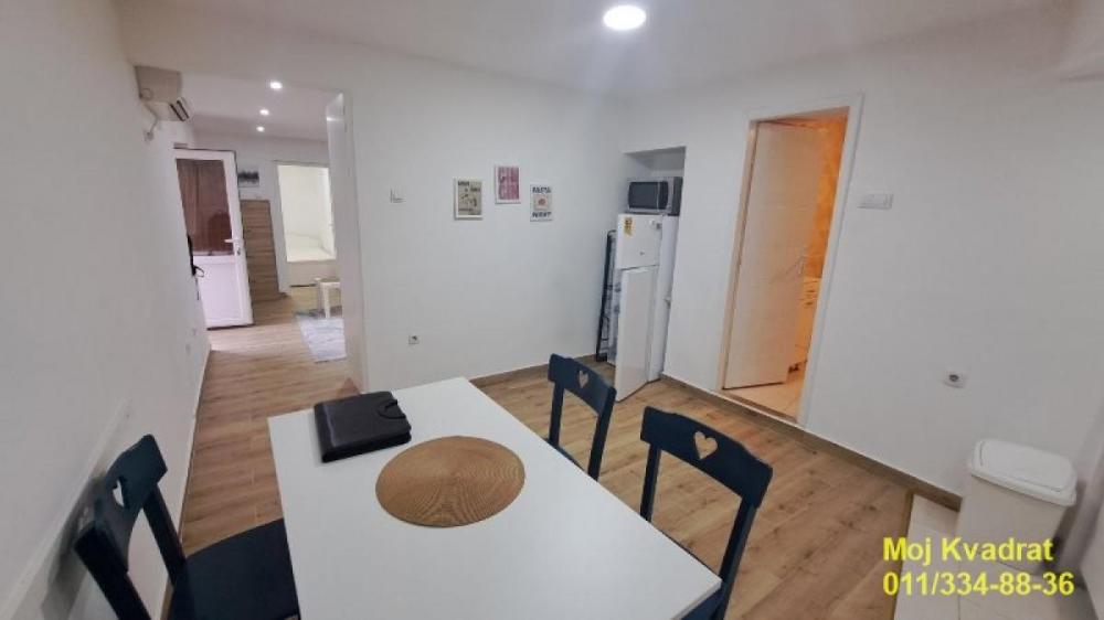 Stan na prodaju u Beogradu, Kopitareva gradina, dvosoban, 37m2, cena 185000 evra