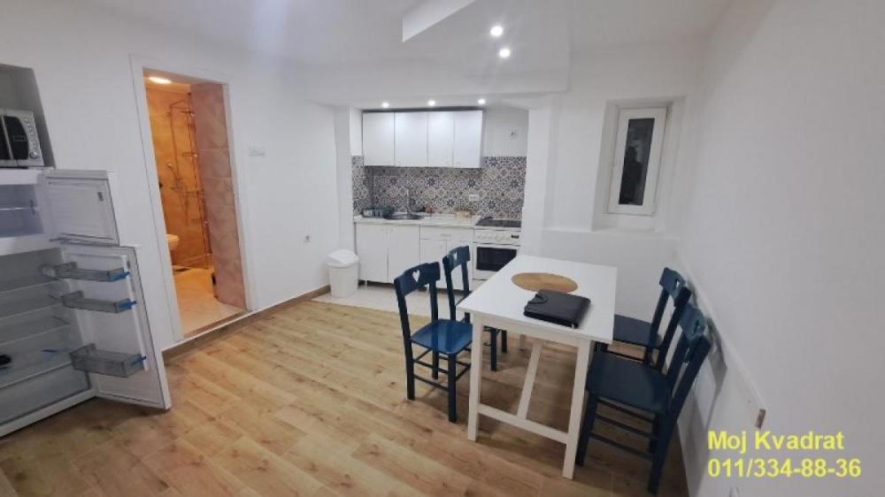 Stan na prodaju u Beogradu, Kopitareva gradina, dvosoban, 37m2, cena 185000 evra