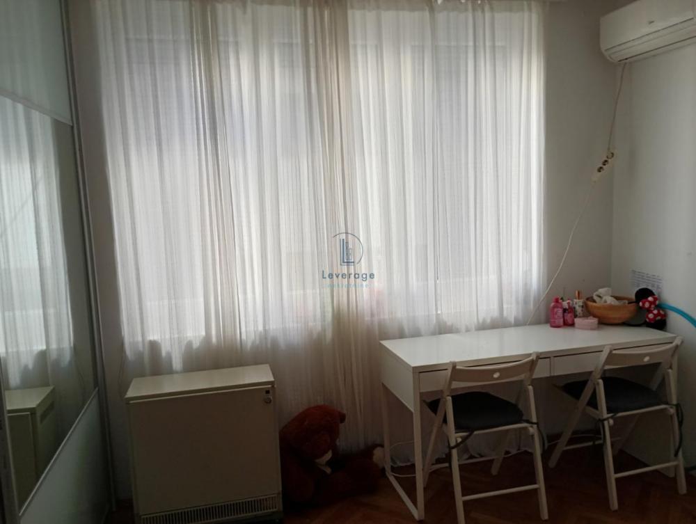 Stan na prodaju u Beogradu, Čubura, trosoban, 64m2, cena 272000 evra