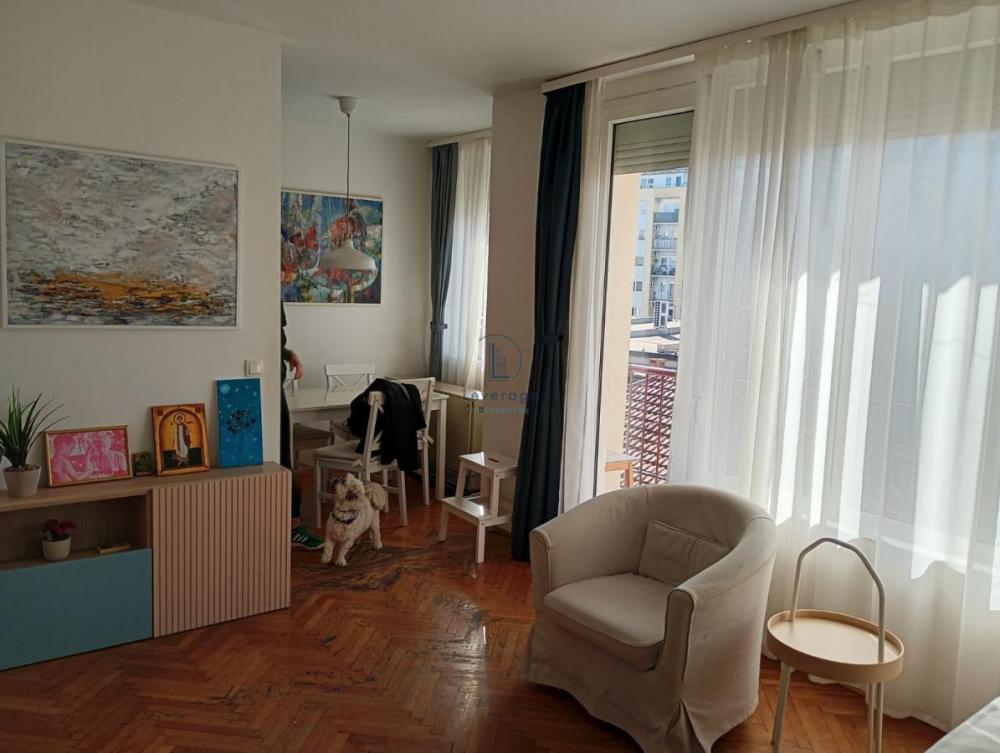 Stan na prodaju u Beogradu, Čubura, trosoban, 64m2, cena 272000 evra