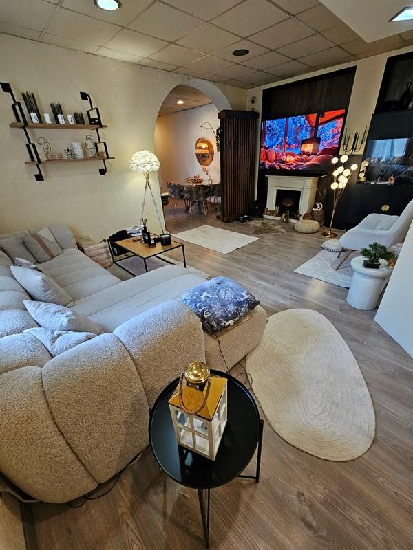 Stan na prodaju u Beogradu, Đeram pijaca, cetvorosoban, 87m2, cena 269000 evra