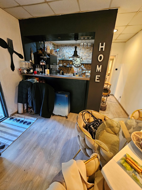 Stan na prodaju u Beogradu, Đeram pijaca, cetvorosoban, 87m2, cena 269000 evra