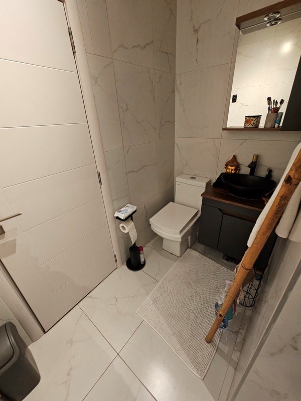 Stan na prodaju u Beogradu, Đeram pijaca, cetvorosoban, 87m2, cena 269000 evra