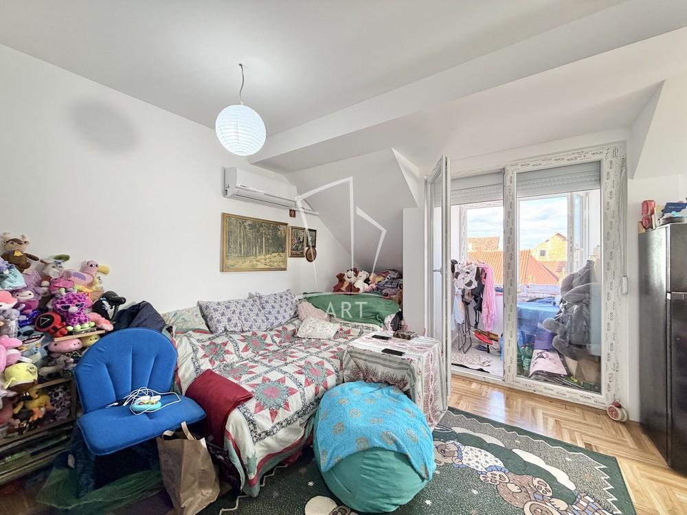 Stan na prodaju u Beogradu, Žarkovo, jednoiposoban, 29m2, cena 99000 evra