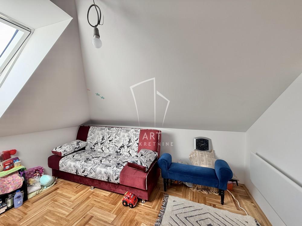 Stan na prodaju u Beogradu, Žarkovo, jednoiposoban, 29m2, cena 99000 evra