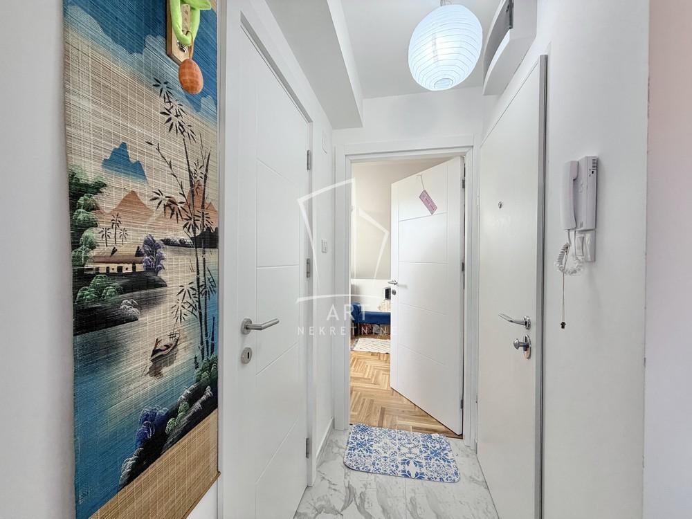 Stan na prodaju u Beogradu, Žarkovo, jednoiposoban, 29m2, cena 99000 evra