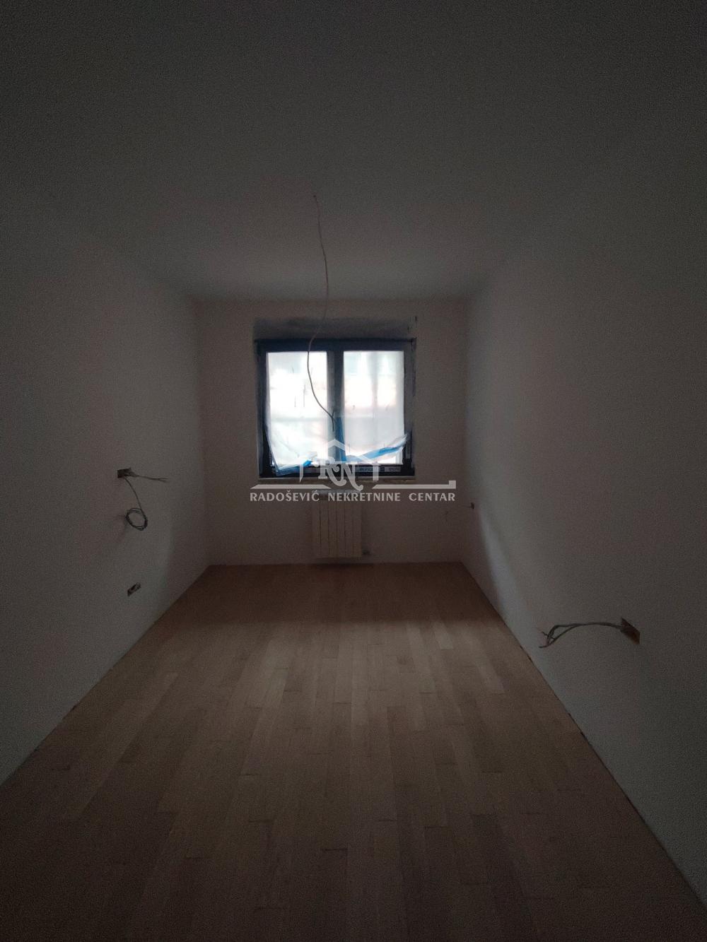 Stan na prodaju u Beogradu, Crveni Krst, dvosoban, 78m2, cena 359780 evra