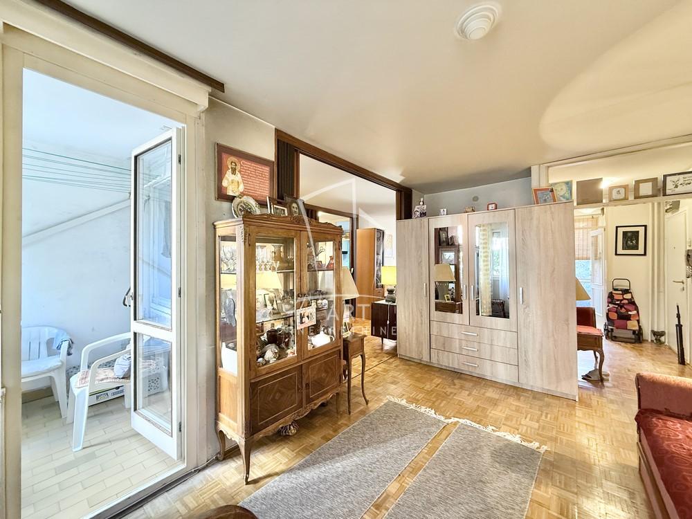 Stan na prodaju u Beogradu, Voždovac, troiposoban, 89m2, cena 265000 evra