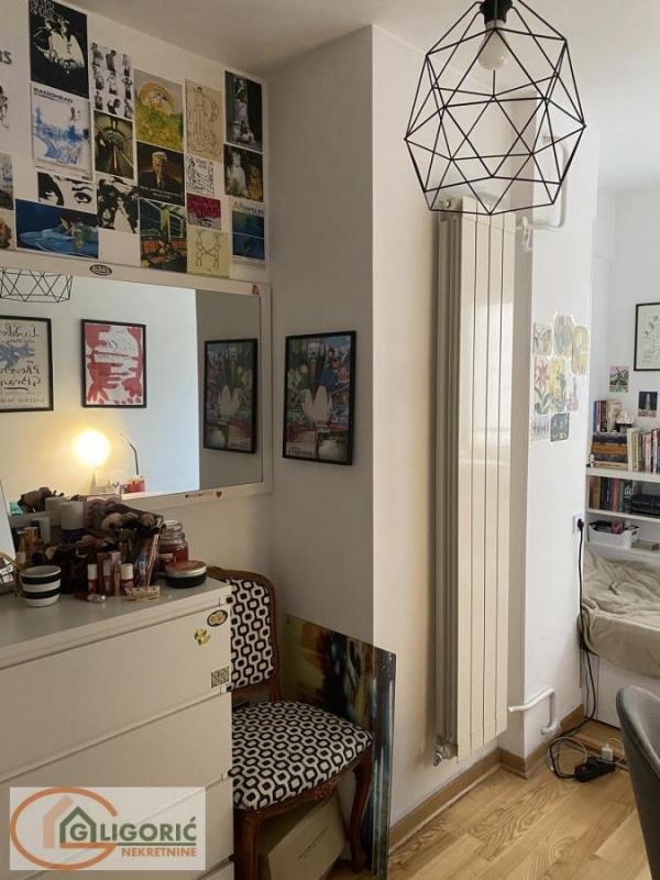 Stan na prodaju u Beogradu, Dorćol, trosoban, 64m2, cena 280000 evra