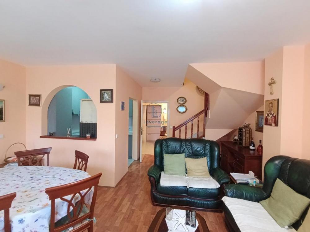 Stan na prodaju u Beogradu, cetvorosoban, 95m2, cena 120000 evra