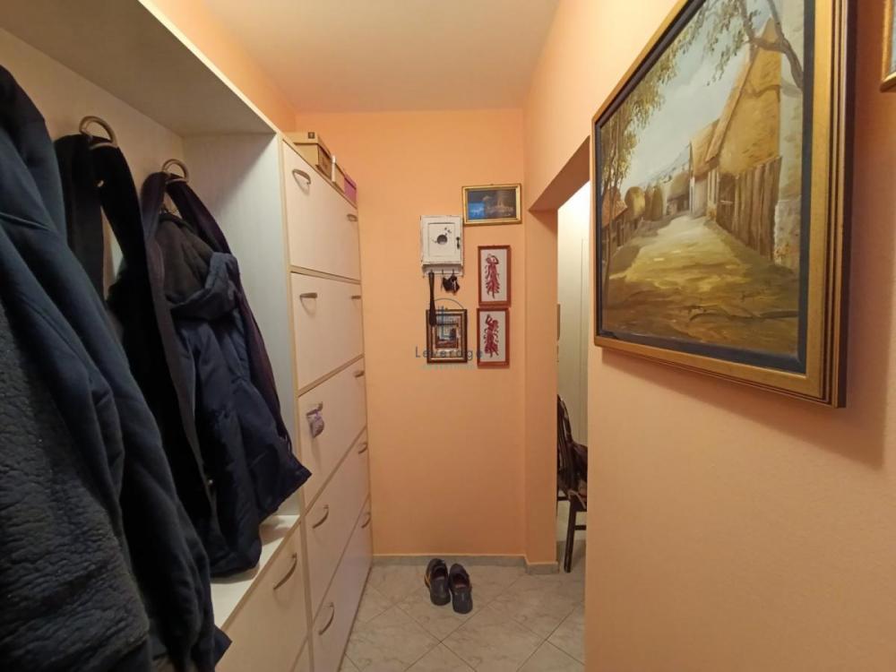 Stan na prodaju u Beogradu, cetvorosoban, 95m2, cena 120000 evra