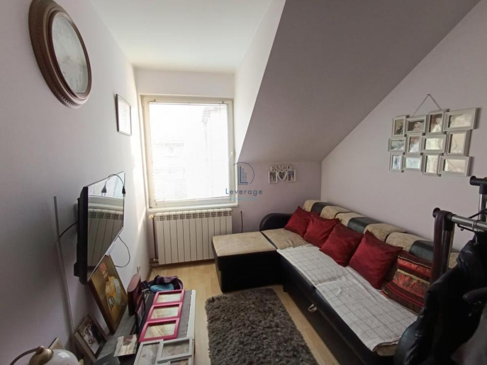 Stan na prodaju u Beogradu, cetvorosoban, 95m2, cena 120000 evra