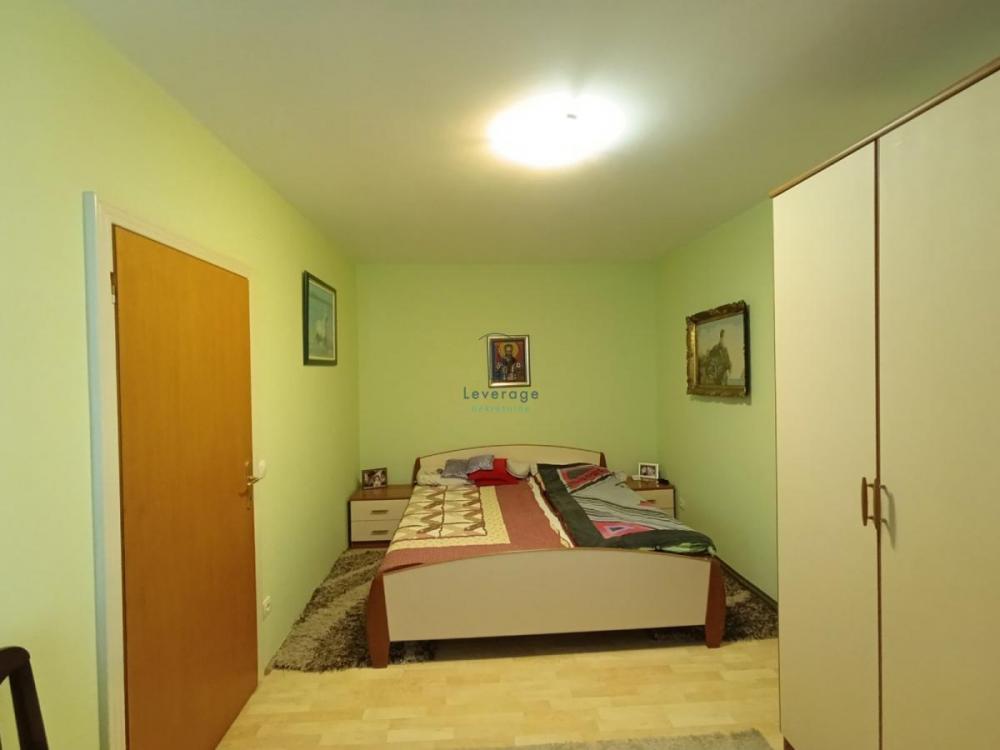 Stan na prodaju u Beogradu, cetvorosoban, 95m2, cena 120000 evra