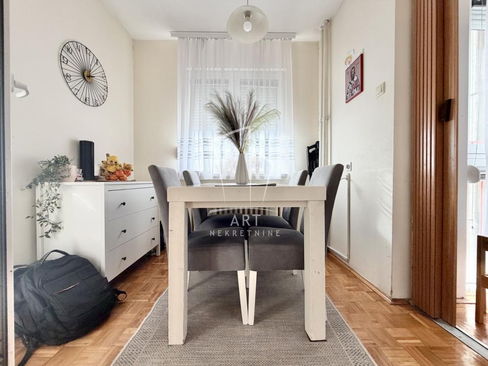 Stan na prodaju u Beogradu, Novi Beograd blok 63, dvoiposoban, 63m2, cena 210000 evra