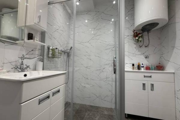 Stan na prodaju u Beogradu, Šumice, dvoiposoban, 65m2, cena 225000 evra